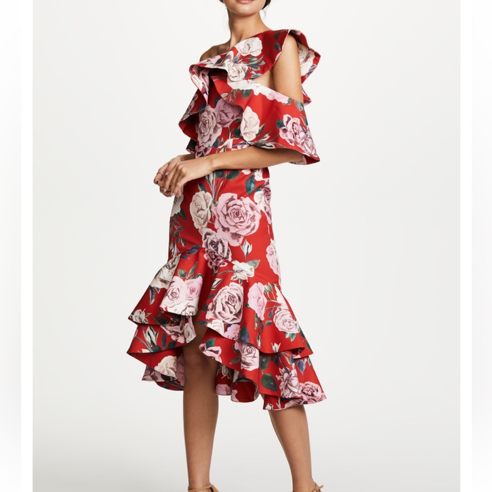 Fame & Partners red floral shoulder dress